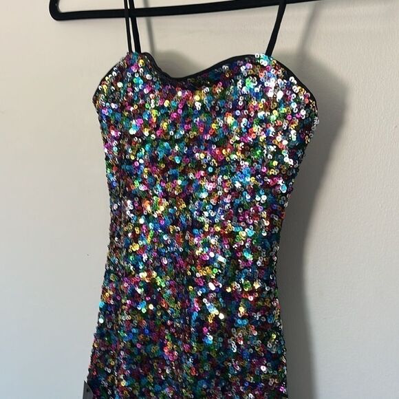 Lulu's NWT Dance Until Dawn Rainbow Multi Sequin Skater Mini Dress sz XS - Picture 3 of 11